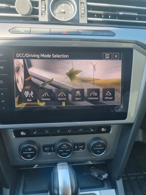 Grau Gebraucht 2018 VW Passat Alltrack Kombi | 21.000 € (Guter Preis) - Bild 1/4