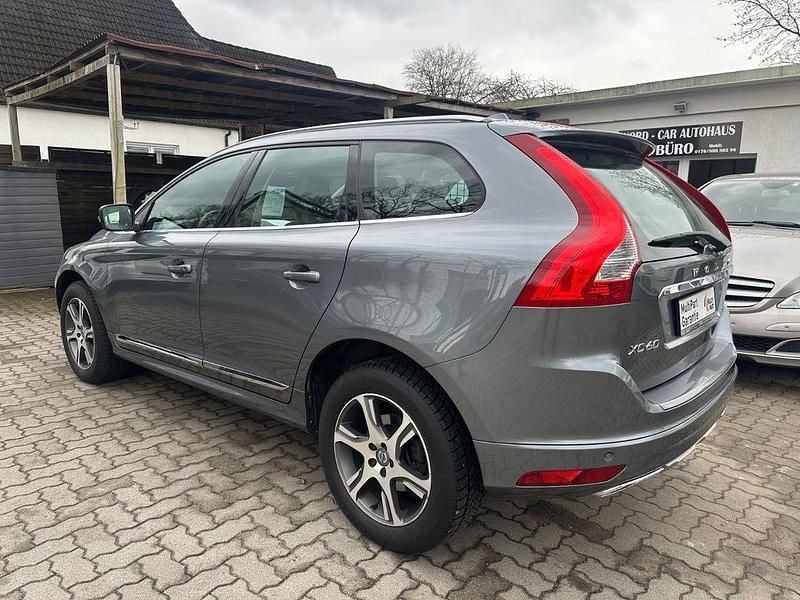 Gebraucht Volvo XC60 Summum 190 PS (139 kW) 2016 Grau SUV