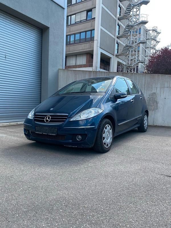 Blau Gebraucht 2007 Mercedes A150 Limousine | 1.200 € (Fairer Preis) - Bild 1/4