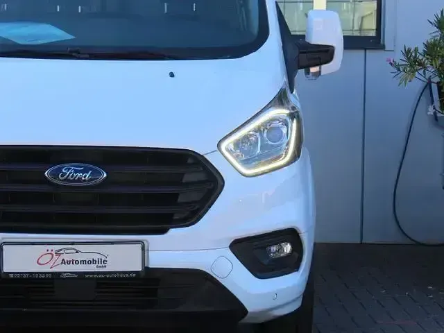 Gebraucht Ford Transit Custom 131 PS (96 kW) 2023 Andere Limousine