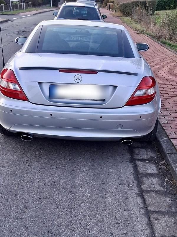 Gebraucht Mercedes SLK200 163 PS (119 kW) 2008 Silber Cabrio
