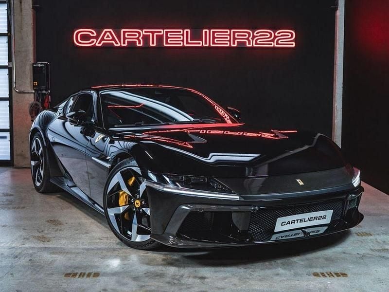 Neu Ferrari 12 Cilindri 831 PS (611 kW) 2025 Schwarz Cabrio