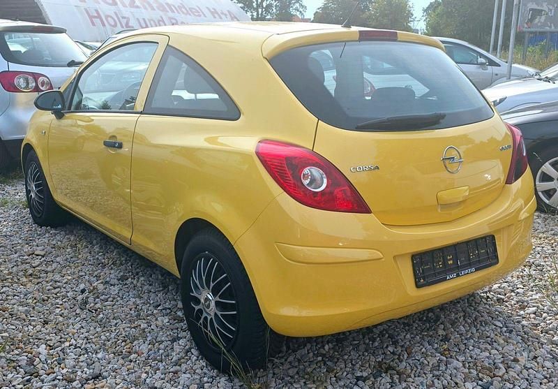 Gebraucht Opel Corsa Selection 60 PS (44 kW) 2009 Gelb Kleinwagen