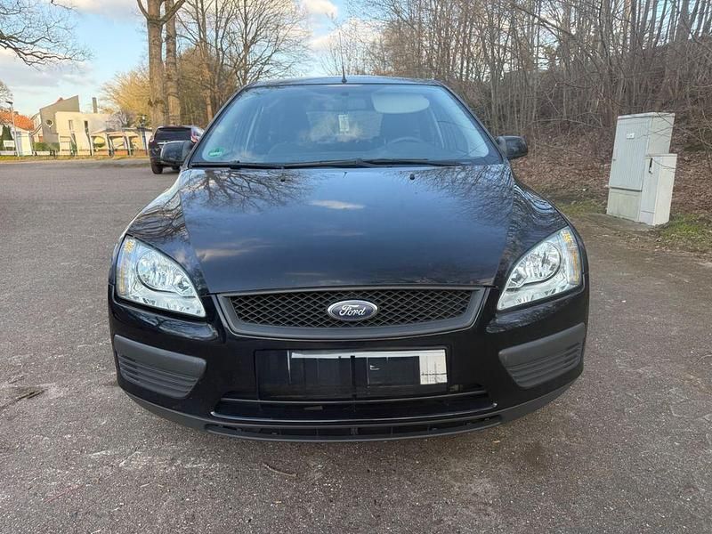 Gebraucht Ford Focus 101 PS (74 kW) 2007 Schwarz Limousine
