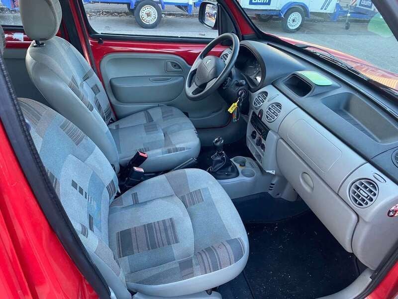 Gebraucht Renault Kangoo Campus 75 PS (55 kW) 2009 Rot Van / Kleinbus