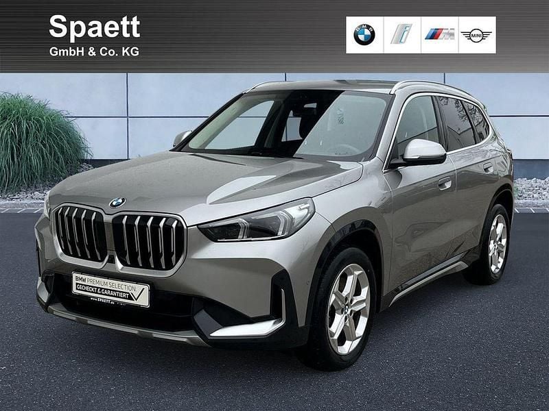 Silber Gebraucht 2024 BMW X1 Efficient Dynamics SUV | 42.700 € (Fairer Preis) - Bild 1/4