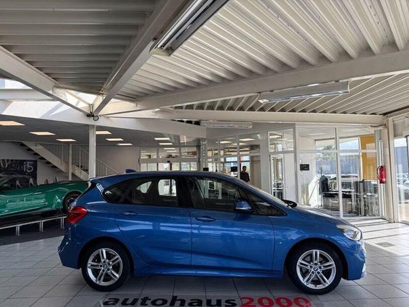 Gebraucht BMW 220 Active Tourer M Sport 192 PS (141 kW) 2017 Blau Van / Kleinbus