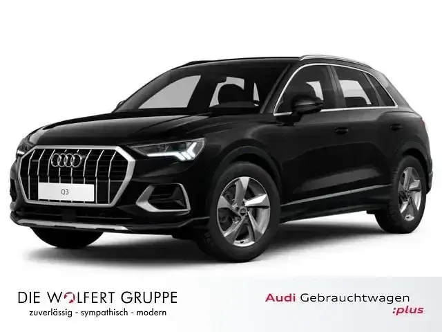Gebraucht Audi Q3 Advanced Plus 200 PS (147 kW) 2022 Mythosschwarz metallic SUV