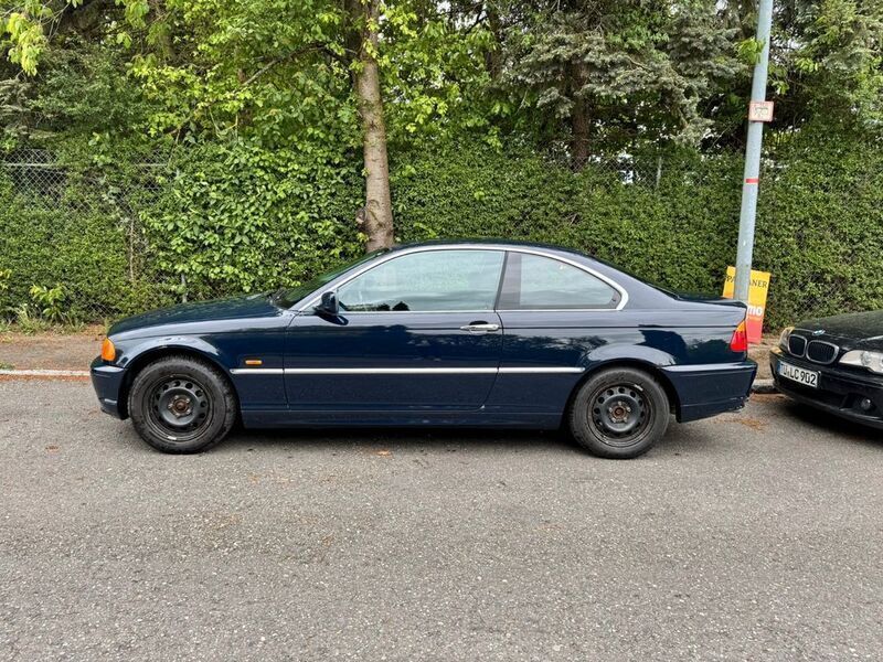 Blau Gebraucht 2001 BMW 320 Sport Line Coupé | 1.990 € (Superpreis) - Bild 1/4
