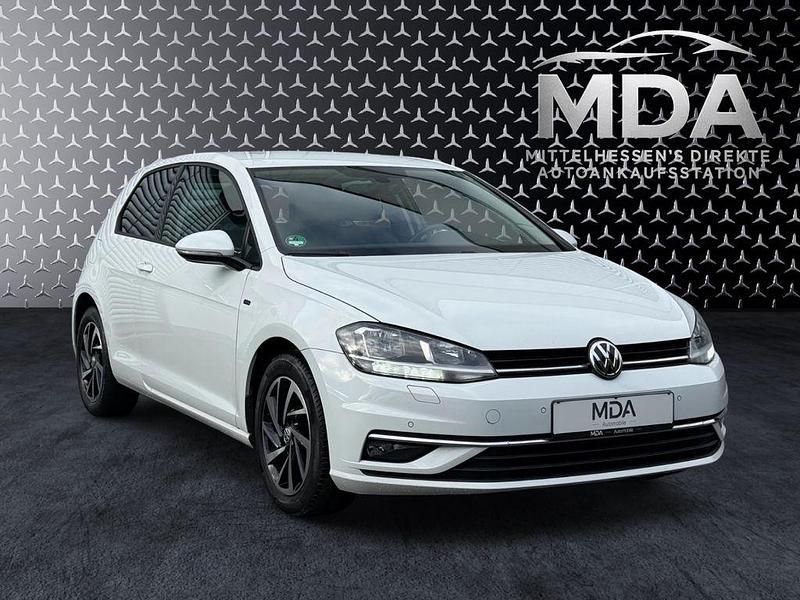 Gebraucht VW Golf VII Join 116 PS (85 kW) 2018 Pure white Limousine