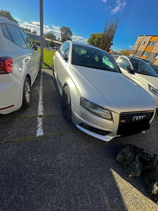 Silber Gebraucht 2009 Audi S4 Limousine | 12.000 € (Fairer Preis) - Bild 1/4