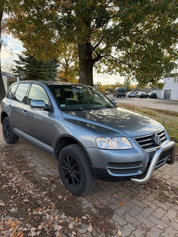 Grau Gebraucht 2004 VW Touareg R SUV | 3.400 € (Superpreis) - Bild 1/4