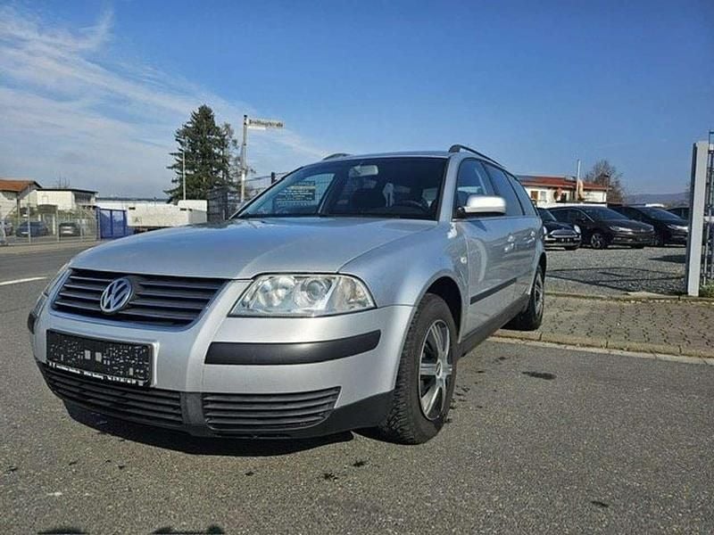 Gebraucht VW Passat Highline 131 PS (96 kW) 2002 Silber Kombi