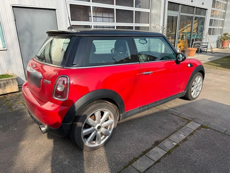 Gebraucht Mini Cooper 120 PS (88 kW) 2007 Rot Kleinwagen
