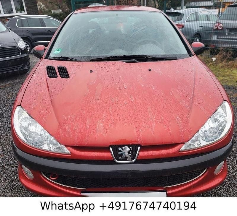 Rot Gebraucht 2009 Peugeot 206 Filou Limousine | 799 € (Superpreis) - Bild 1/4