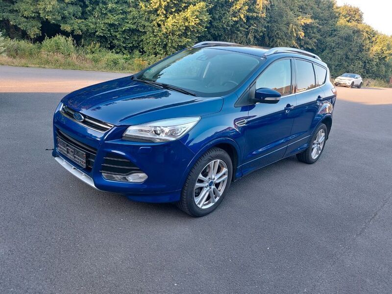 Blau Gebraucht 2016 Ford Kuga Individual SUV | 11.400 € (Guter Preis) - Bild 1/4