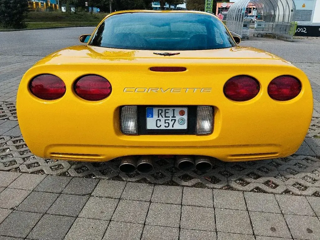 Usata Corvette C5 344 CV (253 kW) 2000 Giallo Coupé