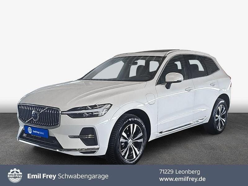 Gebraucht Volvo XC60 Core 335 PS (246 kW) 2023 Crystal weißperleffekt SUV