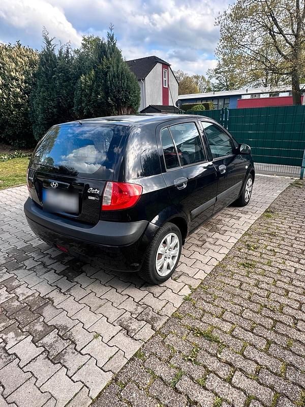 Second-hand Hyundai Getz 67 CP (49 kW) 2009 Negru Hatchback