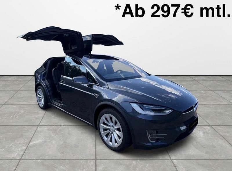 Grau Gebraucht 2018 Tesla Model X SUV | 30.990 € (Etwas zu teuer) - Bild 1/4