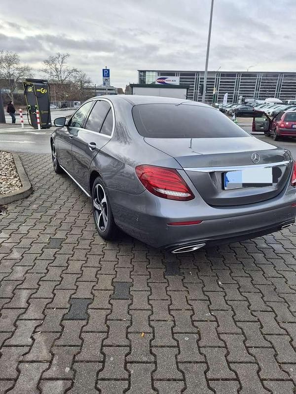 Gebraucht Mercedes E450 Edition 367 PS (269 kW) 2019 Grau Limousine