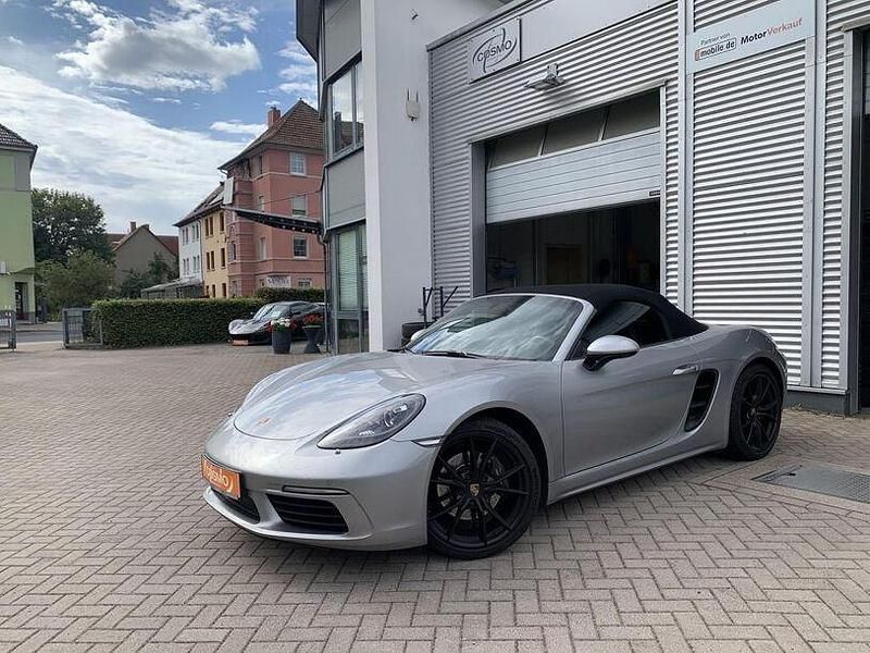 Gt silber (metallic) Gebraucht 2021 Porsche Boxster Cabrio | 57.440 € (Superpreis) - Bild 1/4