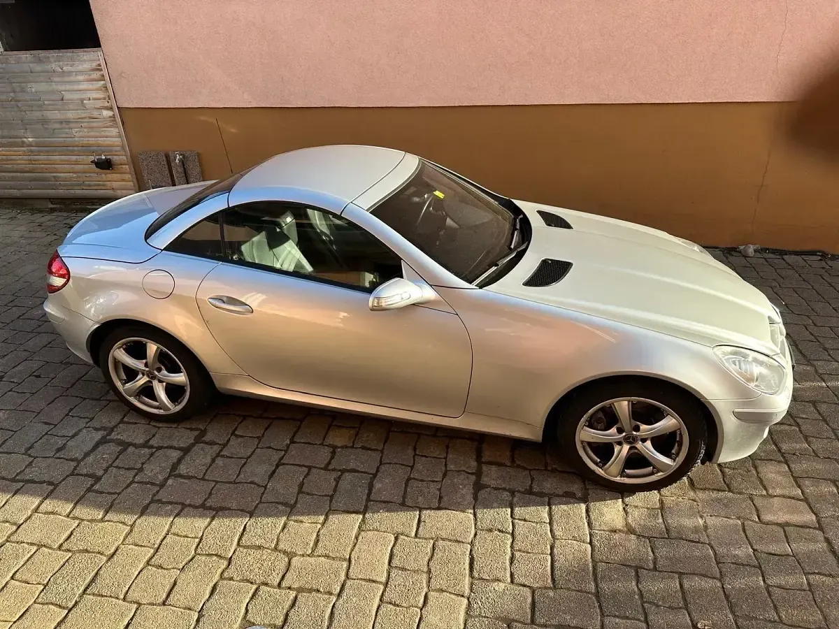 Gebraucht Mercedes SLK350 282 PS (207 kW) 2006 Silber Cabrio