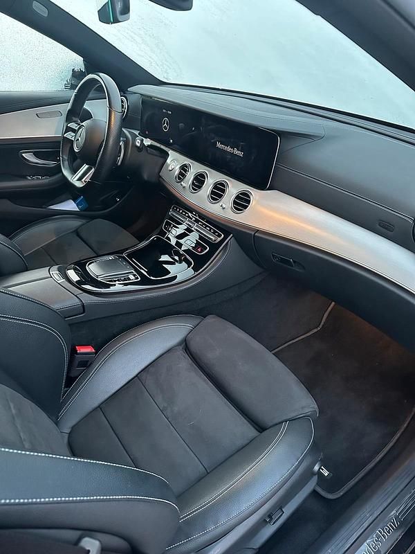 Gebraucht Mercedes E220 AMG line 194 PS (142 kW) 2020 Schwarz Kombi