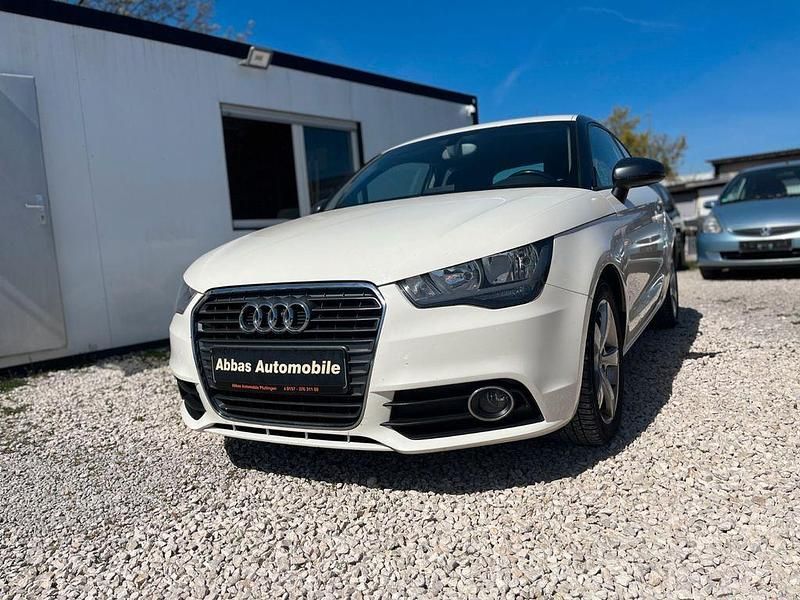 Amalfiweiss Gebraucht 2011 Audi A1 Ambition Kleinwagen | 5.490 € (Guter Preis) - Bild 1/4