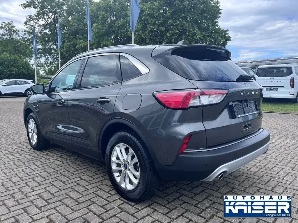 Gebraucht Ford Kuga Titanium 224 PS (164 kW) 2022 Magneticgrau (metallic) SUV