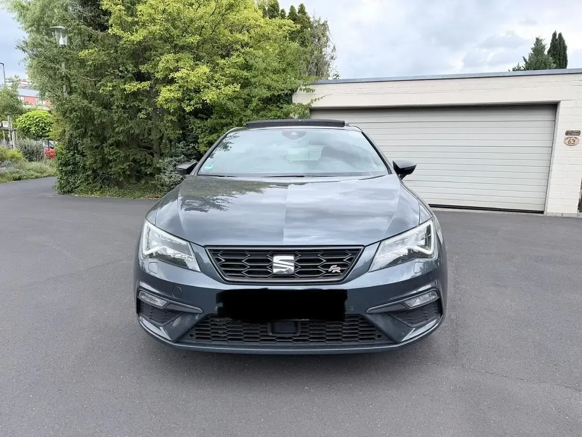 Gebraucht Seat Leon FR 150 PS (110 kW) 2020 Grau Limousine