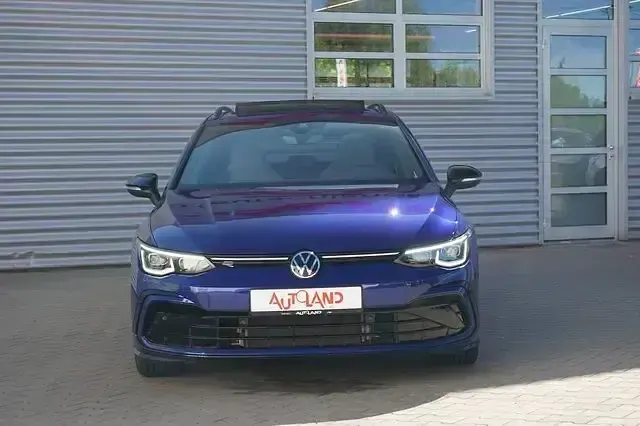 Gebraucht VW Golf VIII R-line 190 PS (139 kW) 2022 Lapiz blue metallic Kombi