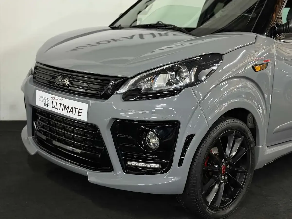Käytetty Ligier JS50 2023 Harmaa Viistoperä