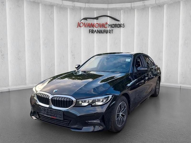 Schwarz Gebraucht 2020 BMW 318 Advantage Limousine | 20.400 € (Fairer Preis) - Bild 1/4