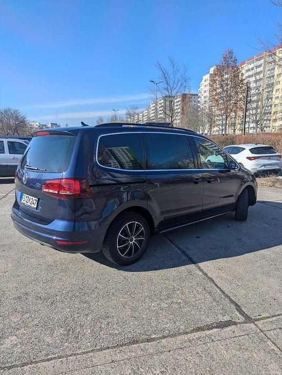 Gebraucht VW Sharan Highline 150 PS (110 kW) 2017 Blau Van / Kleinbus