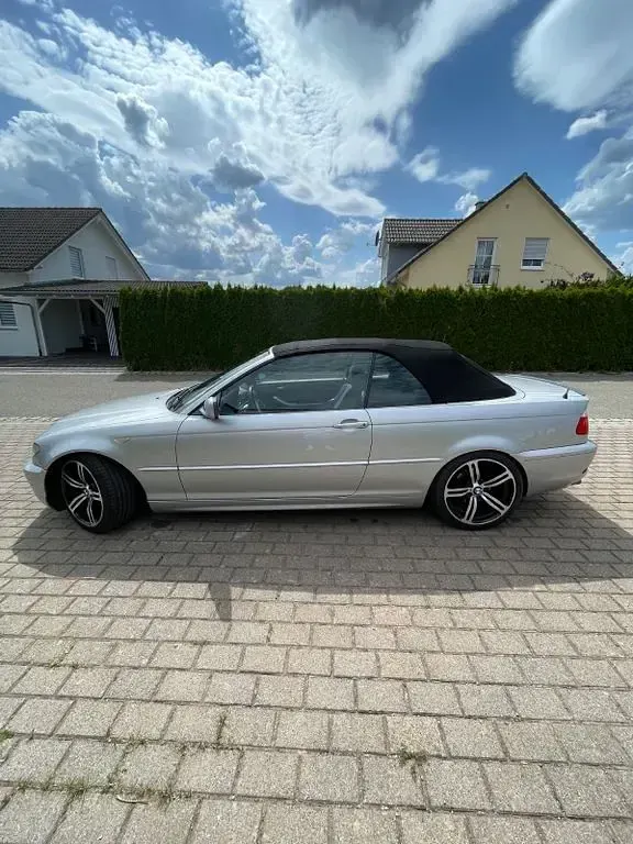 Gebraucht BMW 318 Cabriolet Sport Line 143 PS (105 kW) 2004 Silber Cabrio