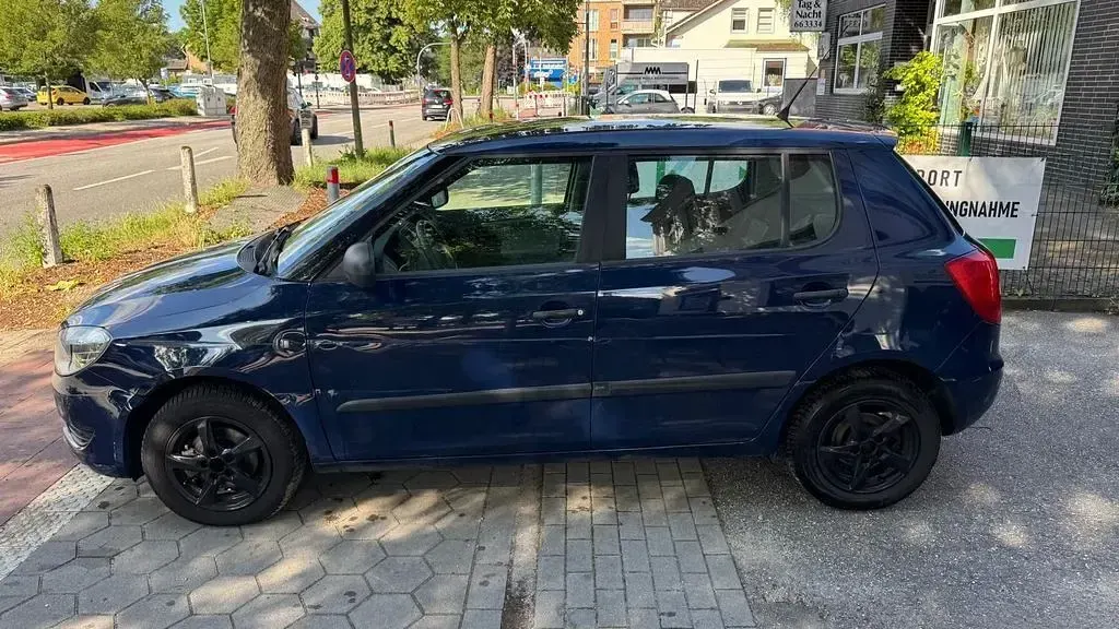 Gebraucht Skoda Fabia Special 86 PS (63 kW) 2011 Blau Limousine