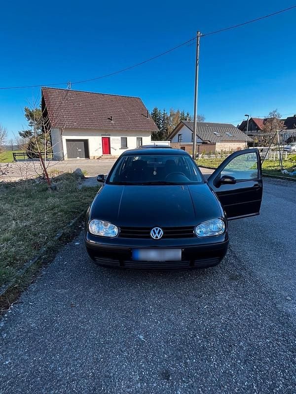 Brugt VW Golf III 75 HK (55 kW) 1998 Sort Sedan