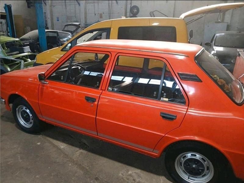 Gebraucht Skoda 105 48 PS (35 kW) 1981 Rot Limousine