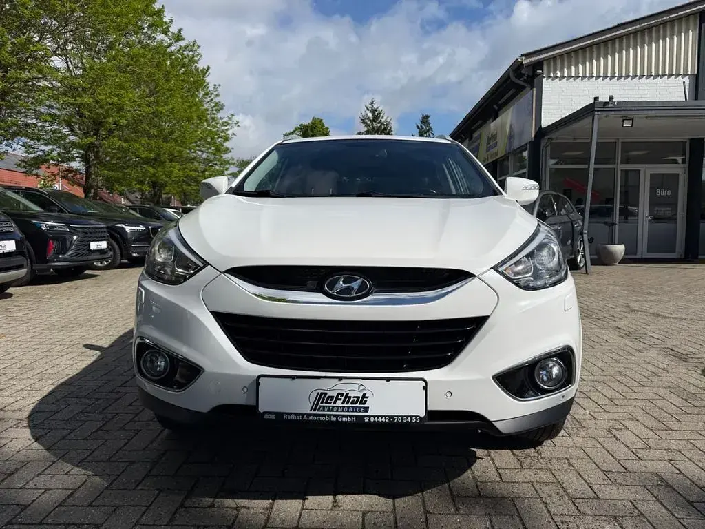 Gebraucht Hyundai ix35 Style 166 PS (122 kW) 2015 Weiß SUV