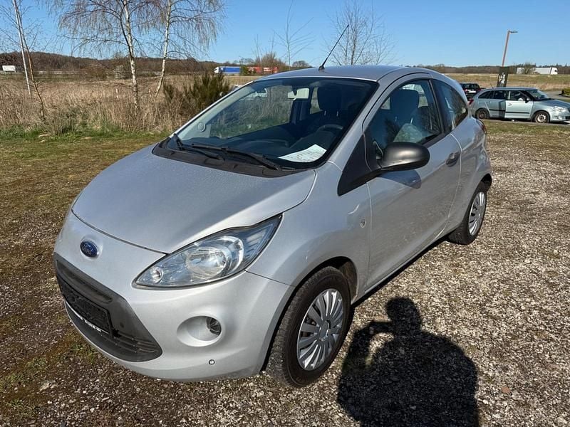 Second-hand Ford Ka 72 CP (52 kW) 2015 Argintiu Hatchback