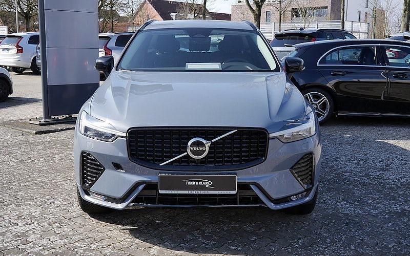 Gebraucht Volvo XC60 Plus 197 PS (144 kW) 2023 Grau SUV