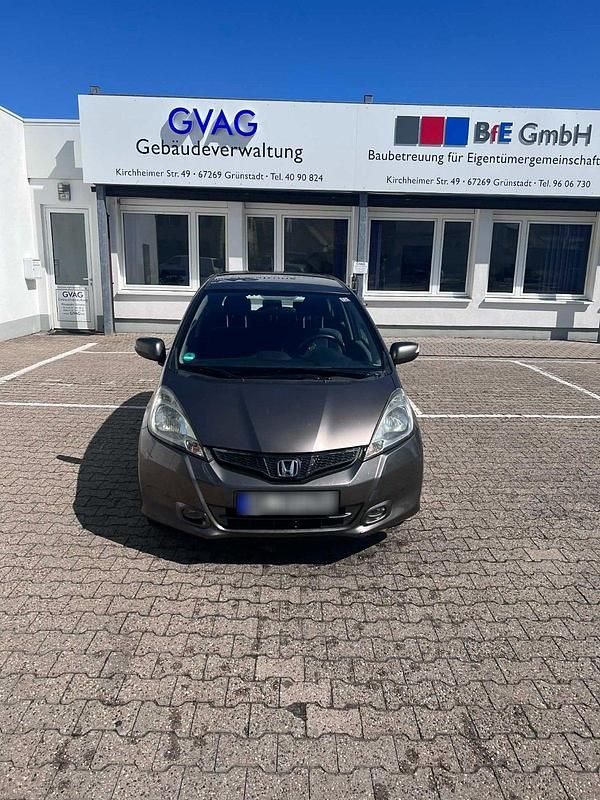 Gebraucht Honda Jazz 98 PS (72 kW) 2010 Braun Kleinwagen