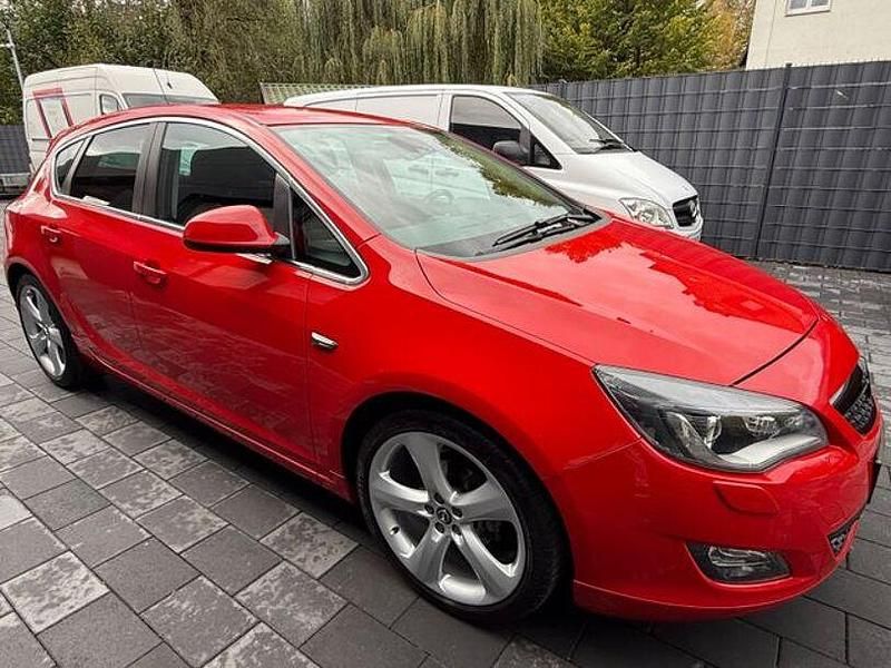 Gebraucht Opel Astra OPC 122 PS (89 kW) 2012 Rot Limousine