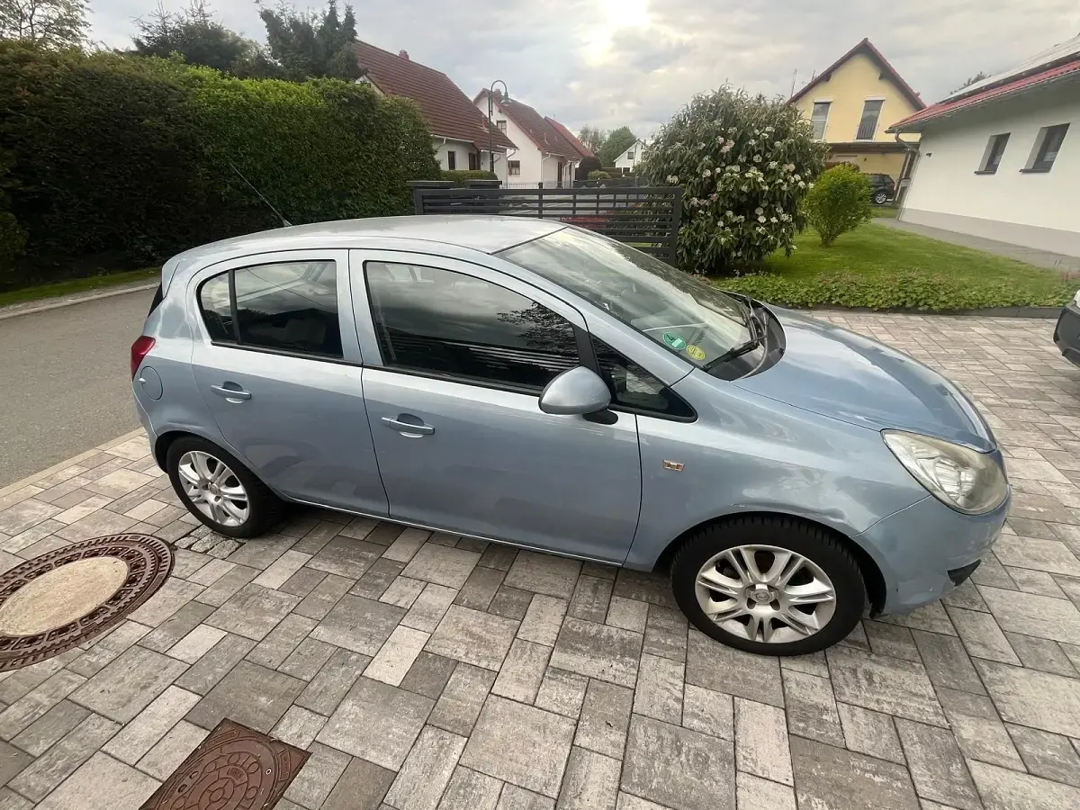 Gebraucht Opel Corsa 80 PS (58 kW) 2008 Blau Kleinwagen