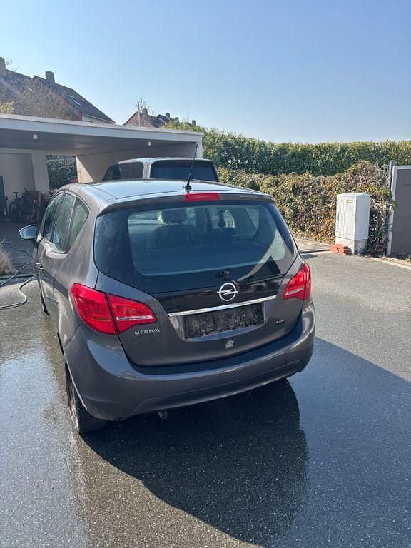 Gebraucht Opel Meriva Edition 101 PS (74 kW) 2010 Grau Van / Kleinbus
