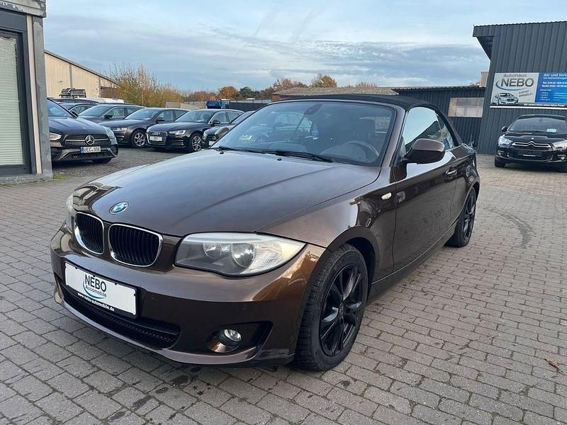 Gebraucht BMW 120 Cabriolet Advantage 177 PS (130 kW) 2012 Braun Cabrio