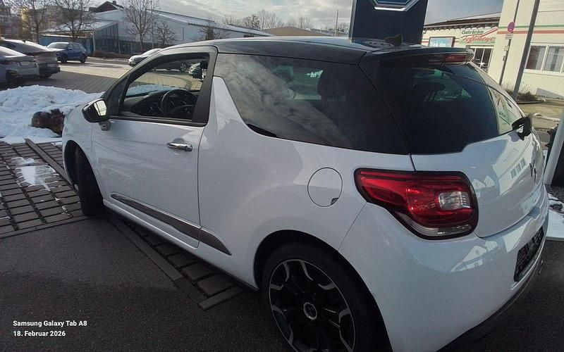 Gebraucht Citroën DS3 So Chic 110 PS (80 kW) 2015 Weiß Kleinwagen