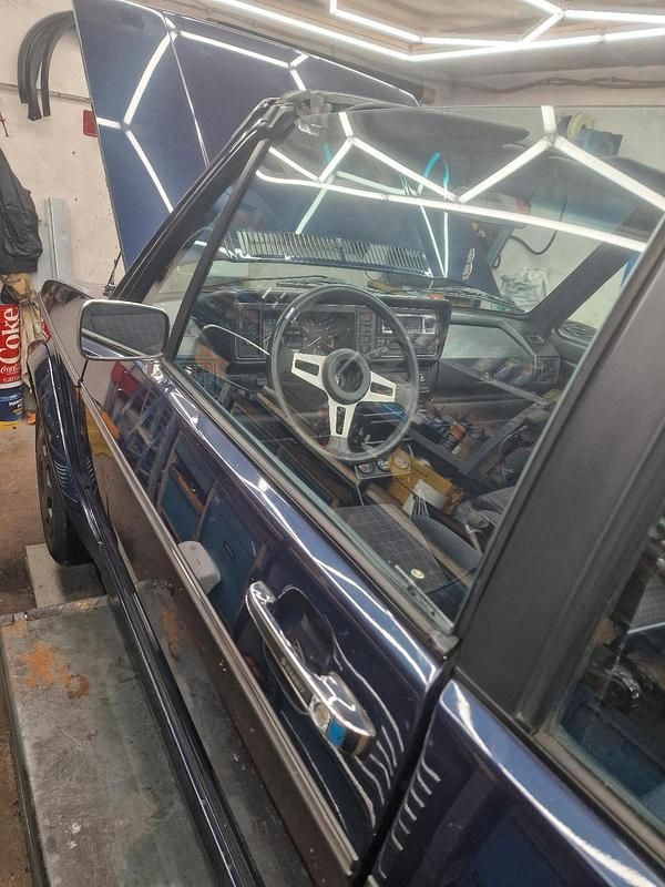 Gebraucht VW Golf Cabriolet 98 PS (72 kW) 1981 Blau Cabrio