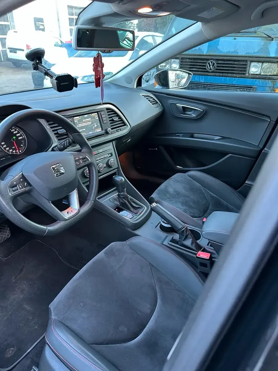 Second-hand Seat Leon FR 180 CP (132 kW) 2014 Negru Hatchback